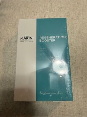 Jan Marini Regeneration Booster Moisturizer - Teal/White